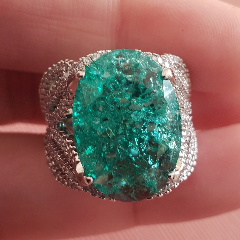925 SILVER PLATED GREEN PARAIBA RING - Picture 2 of 10